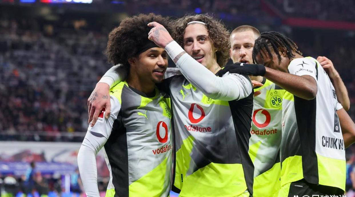 德甲第23轮焦点战：多特蒙德2-2顽强补时扳平，但争冠形势愈发严峻